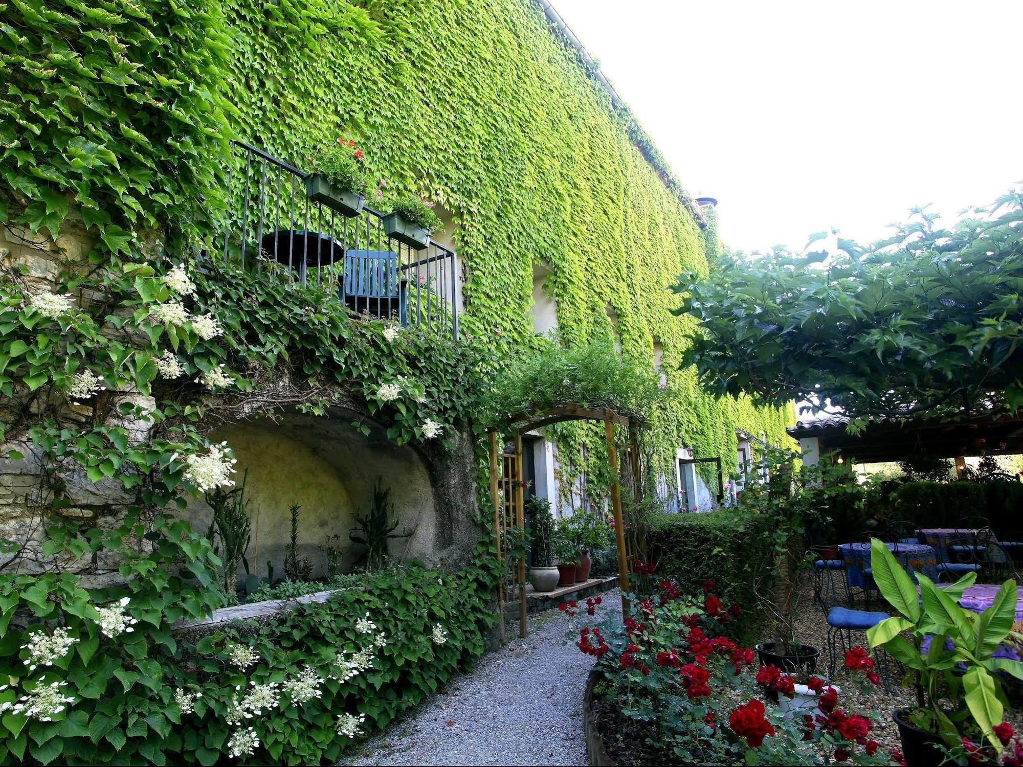 Logis Hotel Restaurant Les Norias Cazilhac  외부 사진